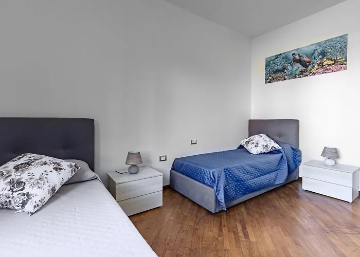Guesthost - Calasetta-nice Near Sottotorre Beach! Daire Calasetta